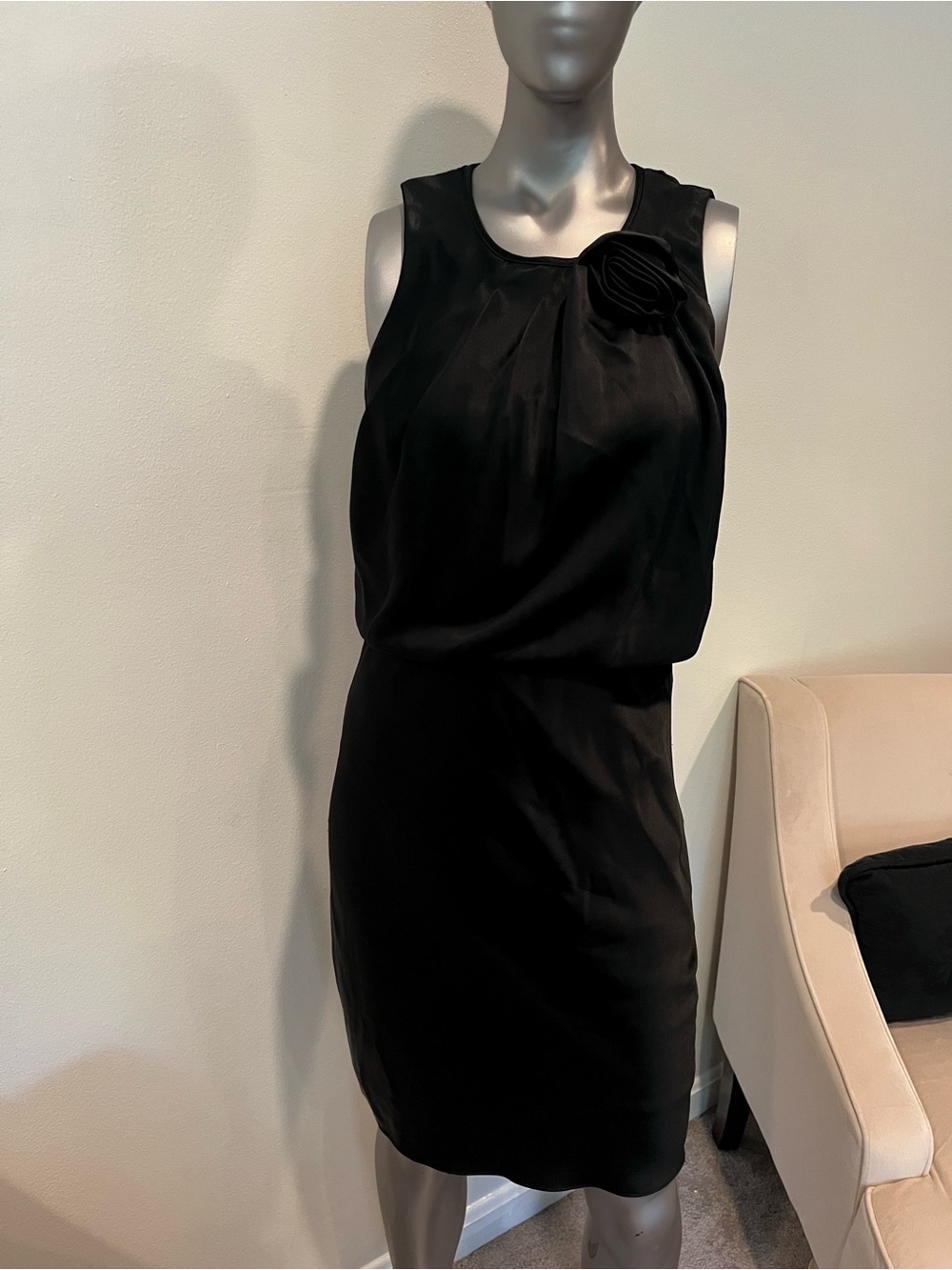 Black Sleeveless Midi Dress with Rosette Detail 0 EUC